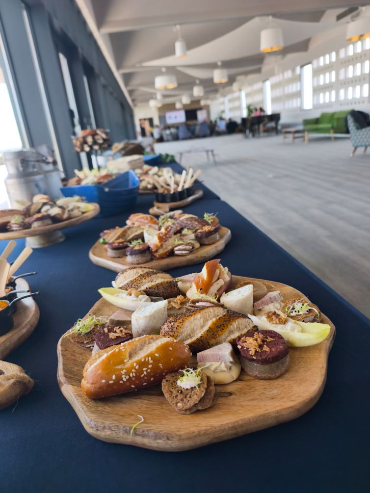 0e2e4291-c6a7-4a5a-8dd8-f4a2fb94e221